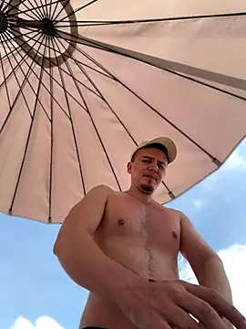 adam-rivera online show from October 19, 4:32 pm