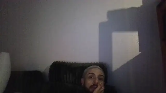 DerekPerez2025 online show from March 30, 8:04 am