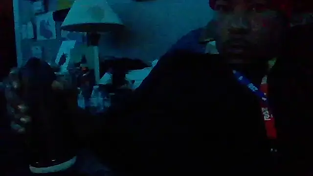 Creationmonster0 online show from October 24, 10:22 pm