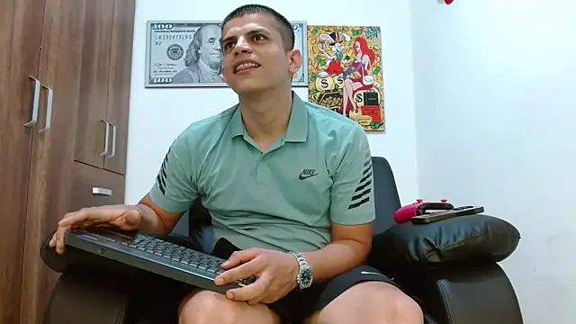 boss of cash online show from December 3, 9:54 pm