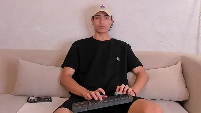 JoshRashfordd online show from October 10, 9:50 pm