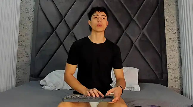 JoshRashfordd online show from February 16, 11:49 am