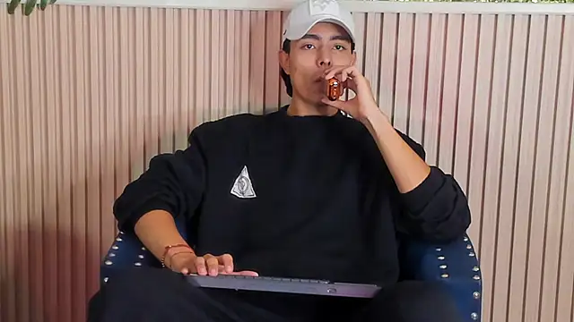 JoshRashfordd online show from September 14, 11:34 am