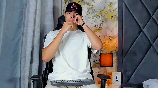 JoshRashfordd online show from January 20, 11:35 am