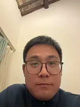 866532 online show from November 29, 3:14 pm