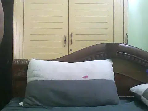 farhaanmacho online show from June 18, 10:31 am