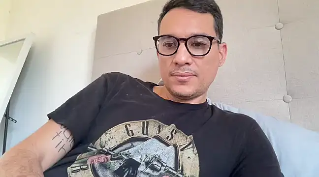 alex ruiz85 online show from March 17, 2:36 pm