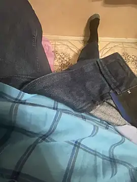 HoneyCoconuts online show from March 17, 9:44 am