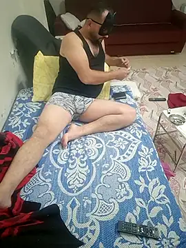 Snapshot of mertBy chatting on October 29, 3:37 pm mertBy online show from October 29, 3:37 pm