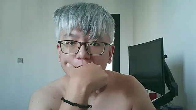 leoUSIR online show from November 9, 11:53 pm