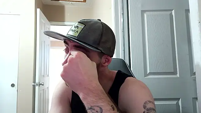 Huntzg23 online show from March 29, 12:55 am