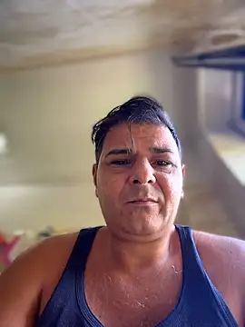 SecretlyDD online show from April 5, 1:51 pm