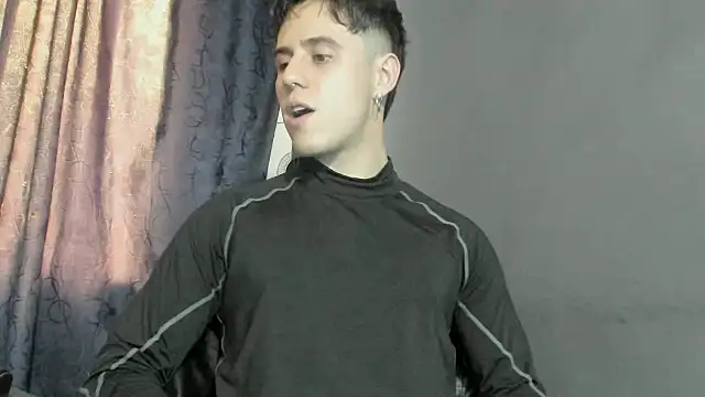 Antonello Vannucci online show from December 21, 10:40 pm