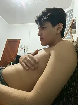 junior29  online show from December 19, 5:07 am