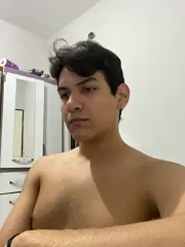 junior29  online show from November 29, 9:06 pm