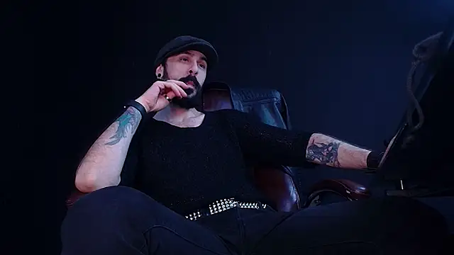 AxelColton online show from November 30, 8:05 am