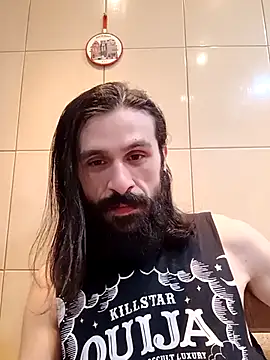Snapshot of AxelColton chatting on March 10, 9:40 pm AxelColton online show from March 10, 9:40 pm