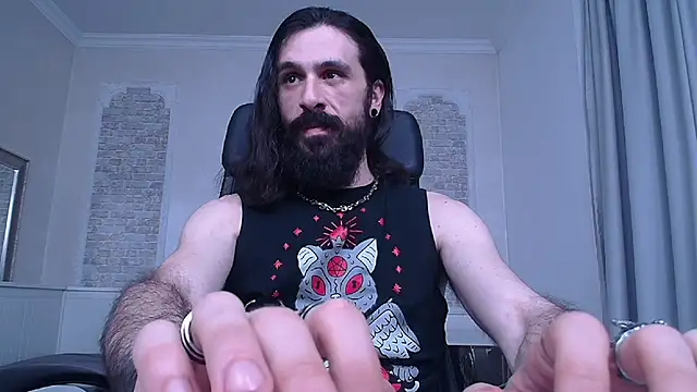 Snapshot of AxelColton chatting on March 15, 4:54 pm AxelColton online show from March 15, 4:54 pm