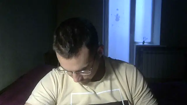 Snapshot of Sanderx chatting on February 3, 9:41 am Sanderx online show from February 3, 9:41 am