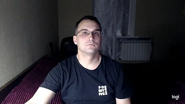 Snapshot of Sanderx chatting on February 13, 8:24 pm Sanderx online show from February 13, 8:24 pm