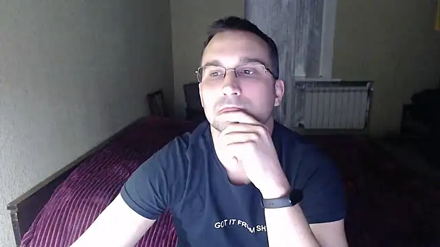 Snapshot of Sanderx chatting on February 18, 8:26 pm Sanderx online show from February 18, 8:26 pm