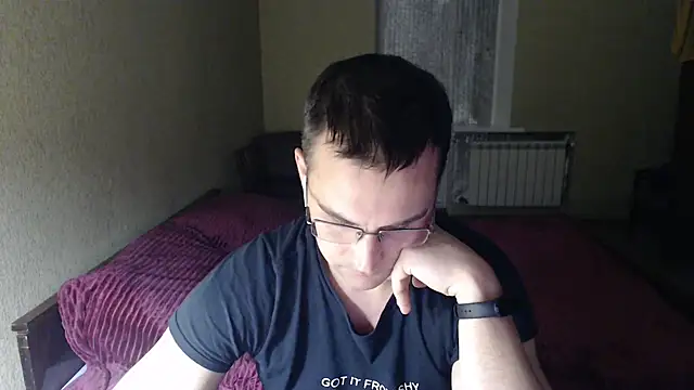 Snapshot of Sanderx chatting on February 22, 8:37 pm Sanderx online show from February 22, 8:37 pm