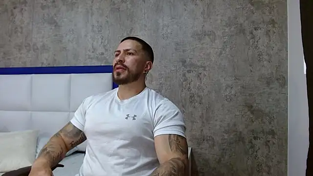 Luck Grey online show from March 7, 6:22 pm