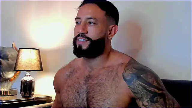 BradLeon  online show from October 15, 7:21 pm