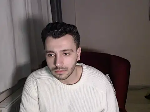 handsomeee04 online show from February 15, 8:17 pm