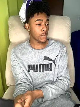 Boy cock18 online show from October 18, 7:35 am