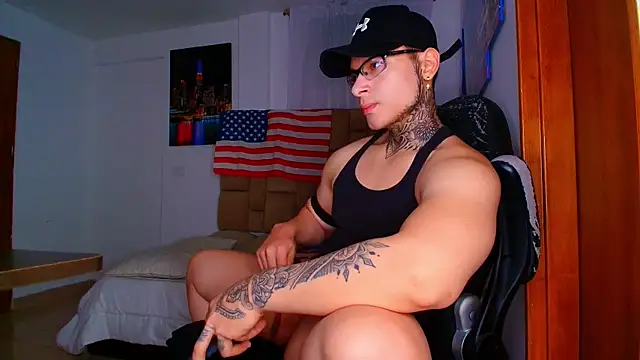 DennisWalkerr online show from October 15, 12:29 am