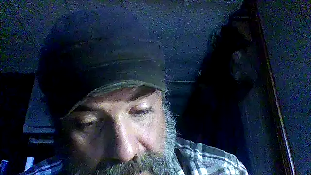 zaneporter46 online show from October 15, 8:38 pm