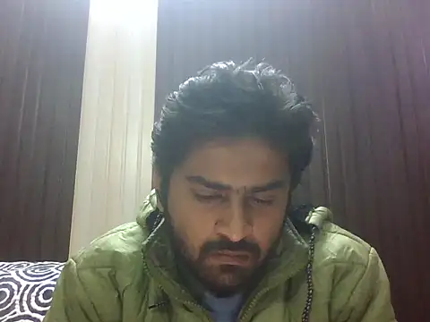 indihotguy online show from December 20, 11:39 am