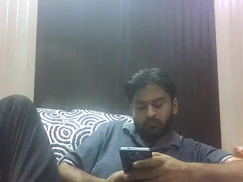 indihotguy online show from October 9, 1:38 pm