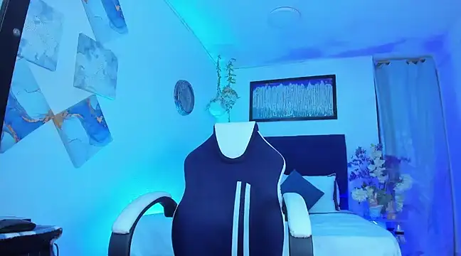 Snapshot of Andrewstelle_coleman chatting on March 7, 1:09 am Andrewstelle coleman online show from March 7, 1:09 am