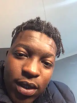 Redfucks333 online show from November 18, 6:33 pm