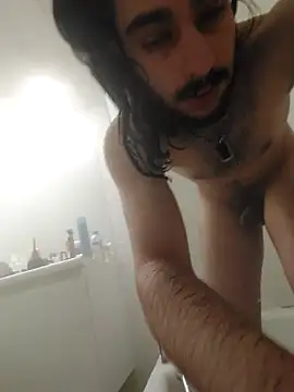 Snapshot of Levi_Latino chatting on February 14, 7:54 pm Levi Latino online show from February 14, 7:54 pm