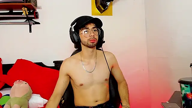 LIANxxx8 online show from January 5, 6:35 am