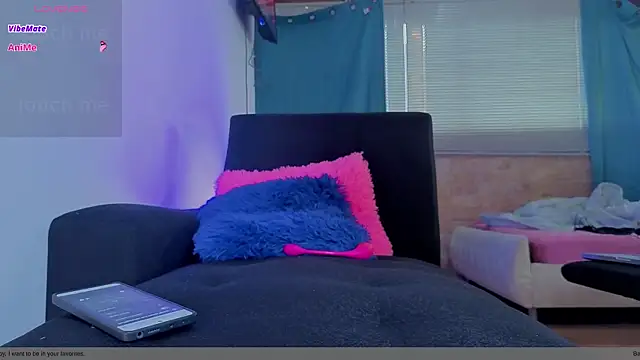 Rocket1978 online show from April 15, 1:11 pm