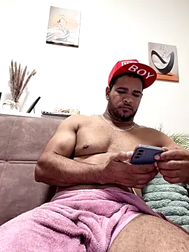 Snapshot of Randy527 chatting on September 30, 1:34 am Randy527 online show from September 30, 1:34 am