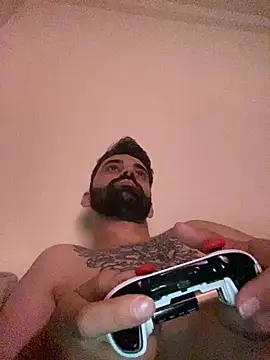 Snapshot of biel_96 chatting on January 4, 7:03 am biel 96 online show from January 4, 7:03 am