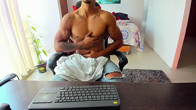 Adam Valenciia online show from September 22, 4:17 pm