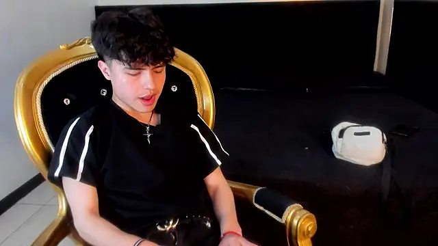 CollinStone online show from November 14, 7:37 pm