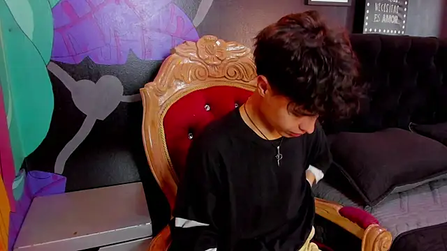 CollinStone online show from October 28, 5:04 pm