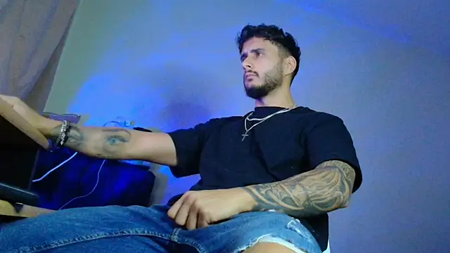 XanderCage99 online show from October 9, 5:01 am