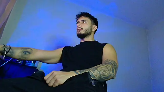 XanderCage99 online show from October 13, 5:35 am