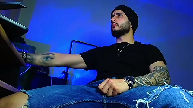 XanderCage99 online show from May 4, 5:36 pm