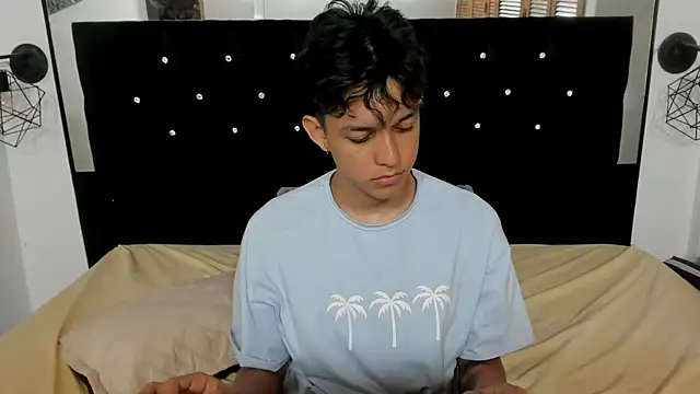 jisuscat online show from November 23, 6:46 am