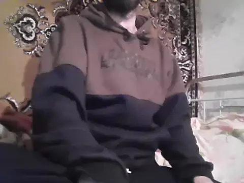 Snapshot of AlferezzSolvajo chatting on January 11, 5:41 am AlferezzSolvajo online show from January 11, 5:41 am