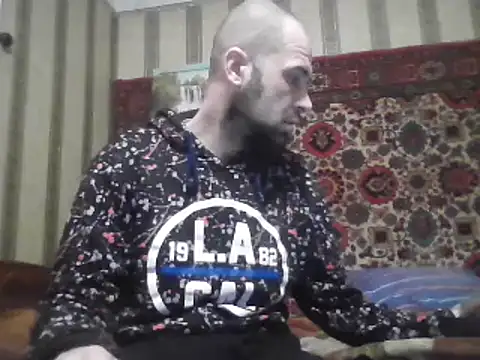 Snapshot of AlferezzSolvajo chatting on March 7, 5:39 pm AlferezzSolvajo online show from March 7, 5:39 pm